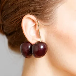 seetaler Kirschen an Ohr.png