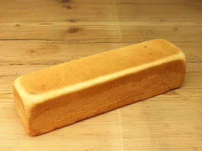 Toastbrot ungeschnitten