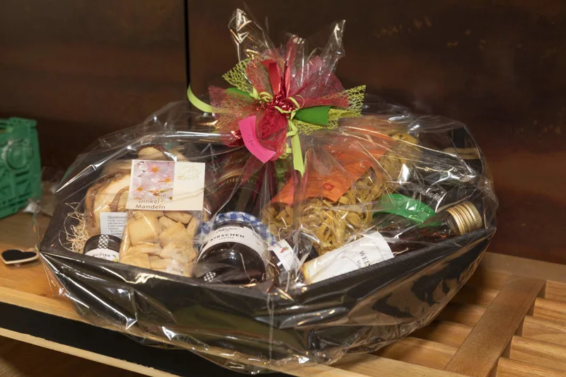 geschenke- weihnachtsgeschenke- seetal- regiomarkthochdorf-min.jpg