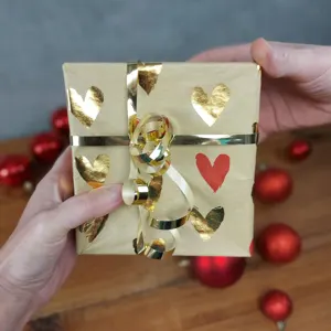 linkedin- weihnachtsgeschenkmitarbeiter- kundengeschenk- regional- weihnacht.jpg