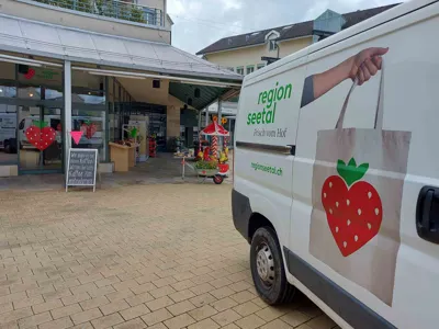 regiomarkthochdorf- lieferdienstseetal- weihnachtszauber- regionalegeschenke-2.jpg